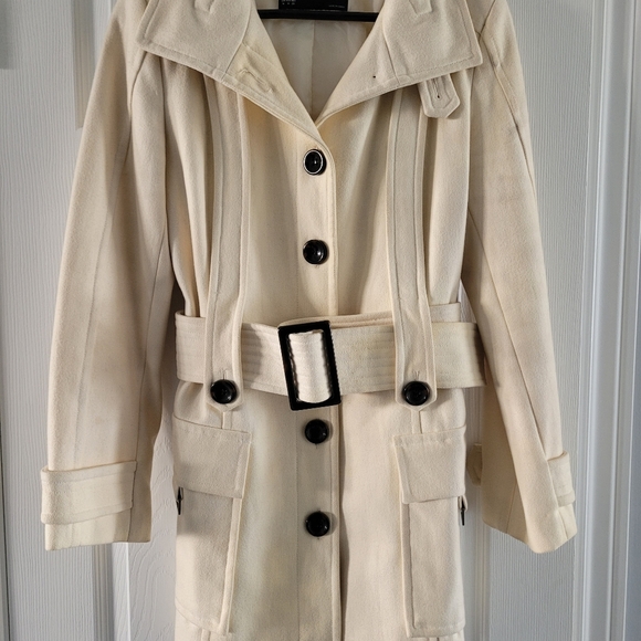 Zara Peacoat - Picture 1 of 8